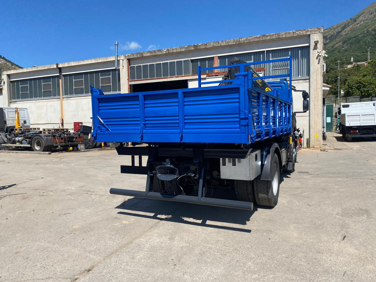 Camion grue, Camion benne IVECO EUROCARGO 190EL28: photos 38