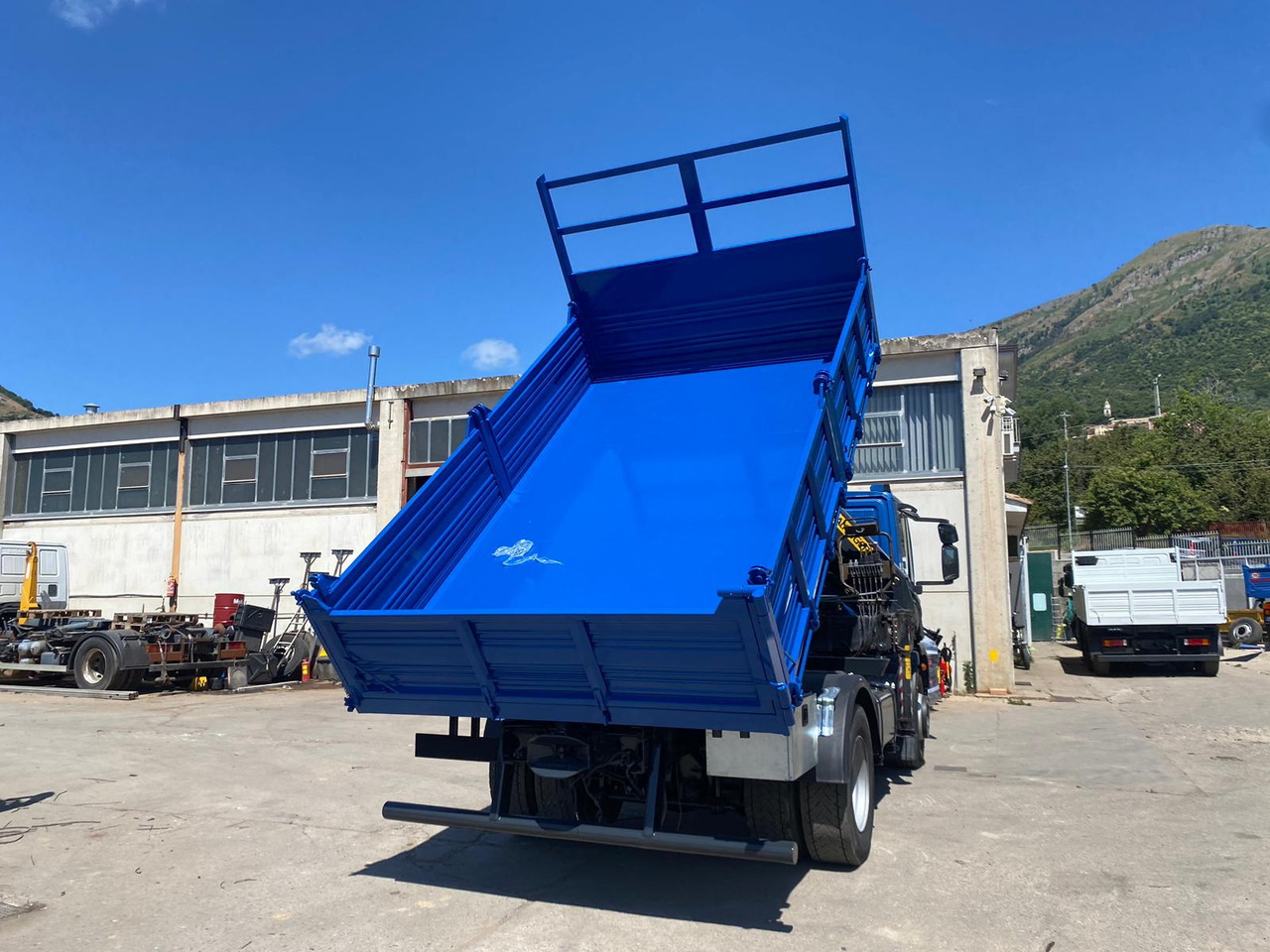 Camion grue, Camion benne IVECO EUROCARGO 190EL28: photos 16