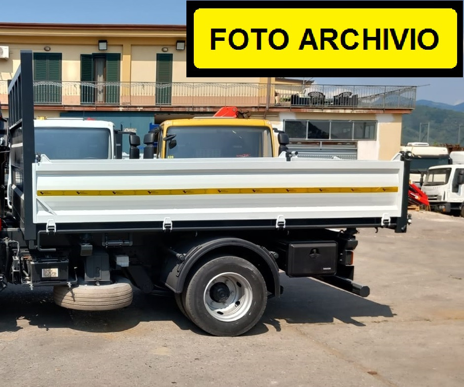IVECO EUROCARGO 75-210 - Camion benne: photos 3 IVECO EUROCARGO 75-210 - Camion benne: photos 3
