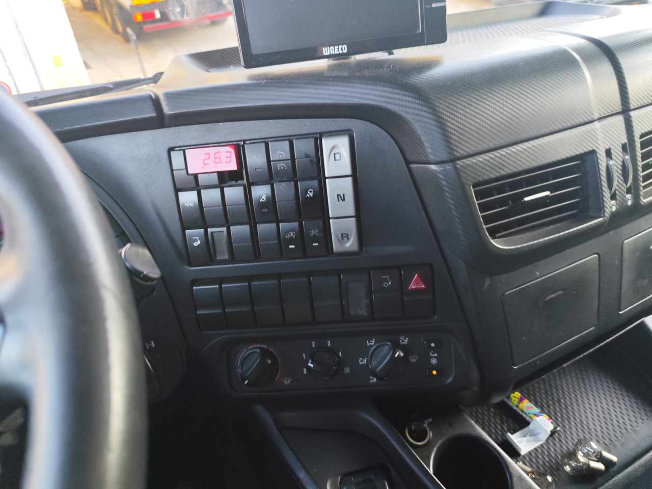 Châssis cabine IVECO STRALIS 190S31: photos 27