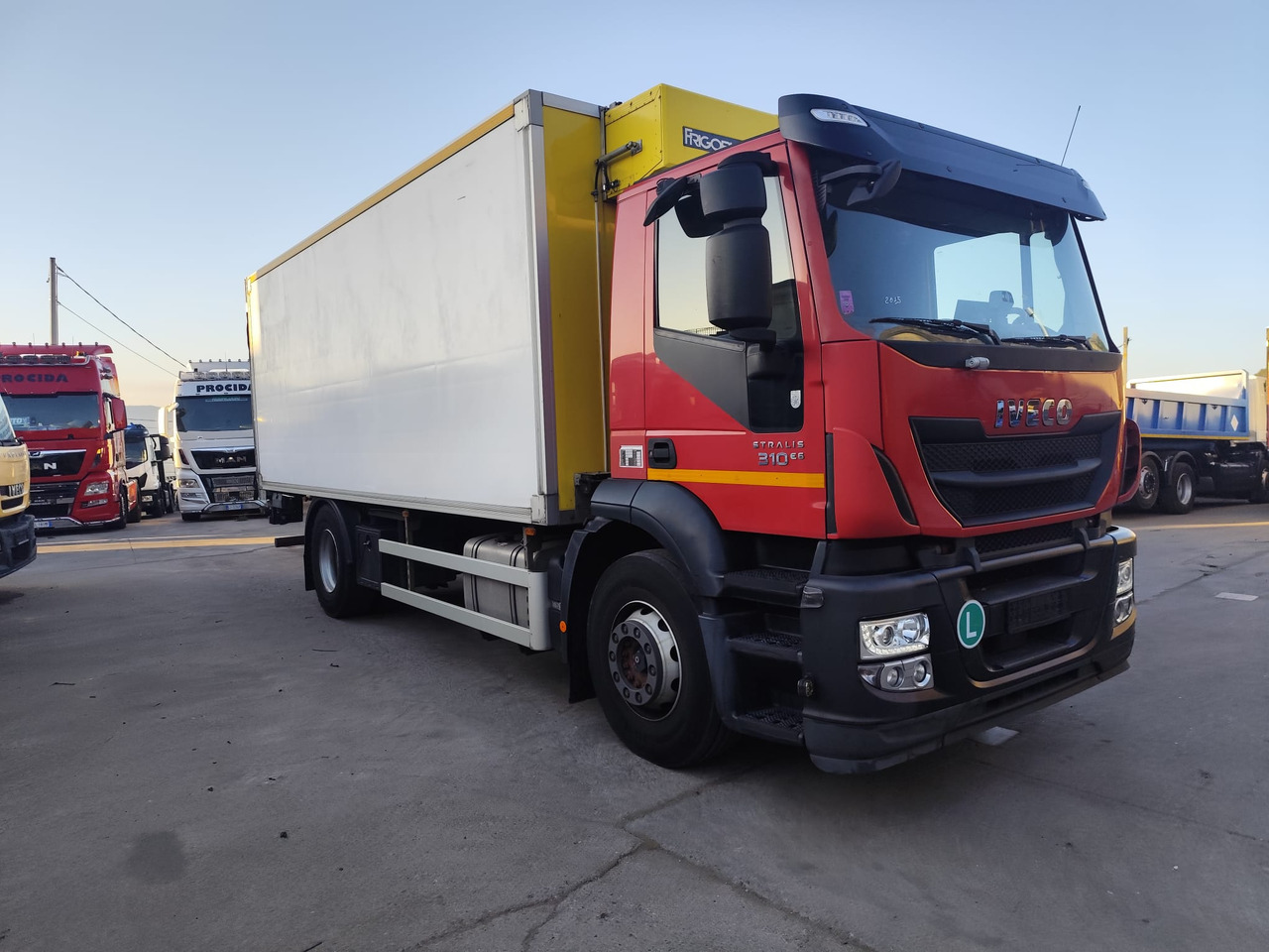 Châssis cabine IVECO STRALIS 190S31: photos 12