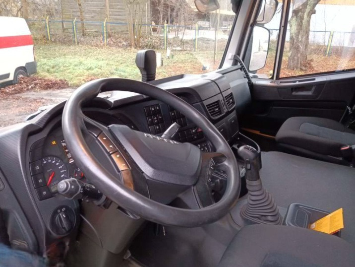 Châssis cabine IVECO STRALIS AD 260S31 XP: photos 13