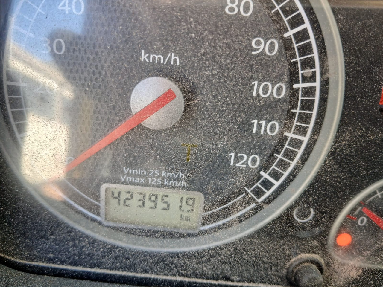IVECO STRALIS AS 260S42 - Camion plateau: photos 3 IVECO STRALIS AS 260S42 - Camion plateau: photos 3