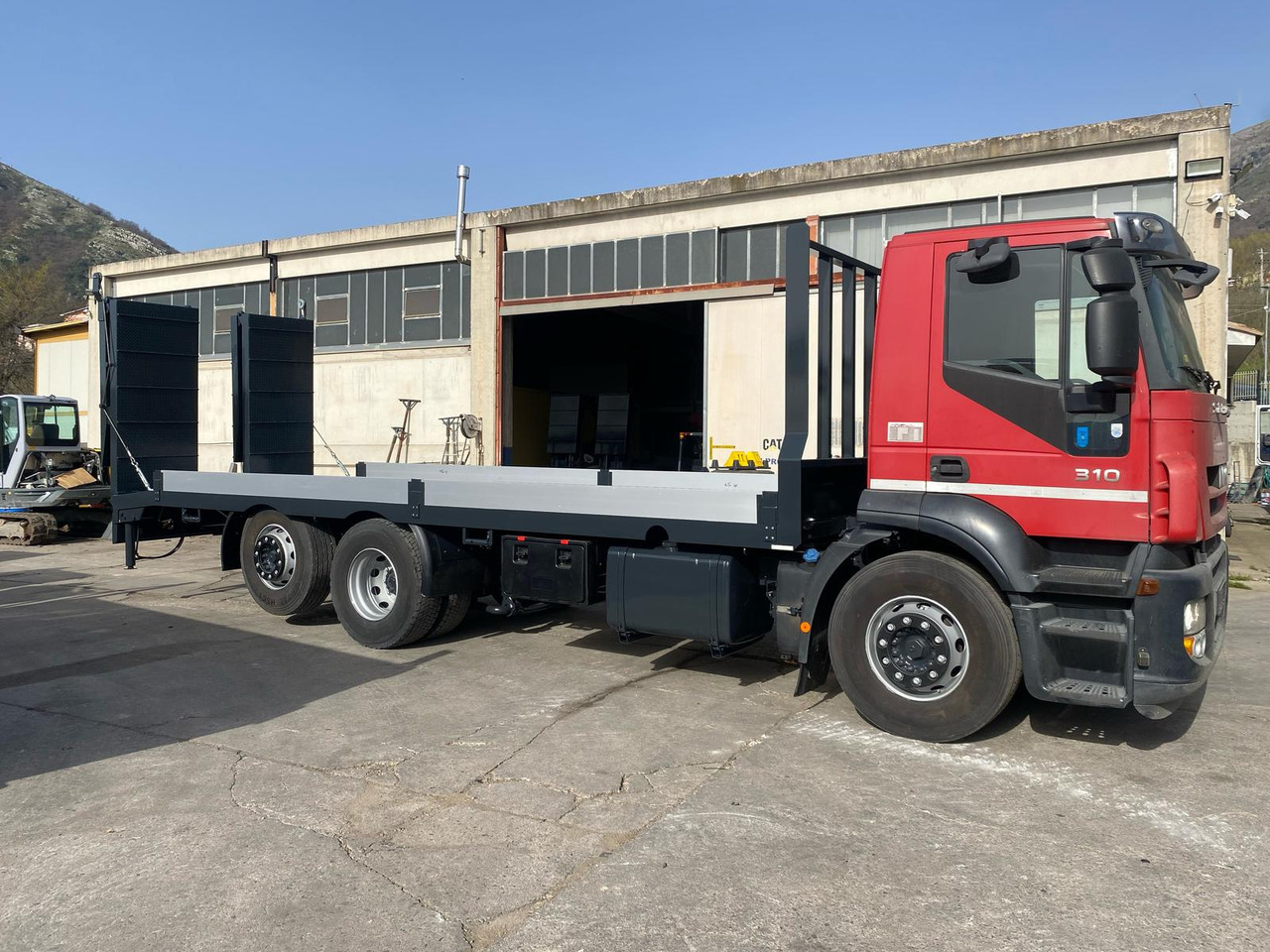 Camion plateau IVECO STRALIS CUBE 260S31: photos 15
