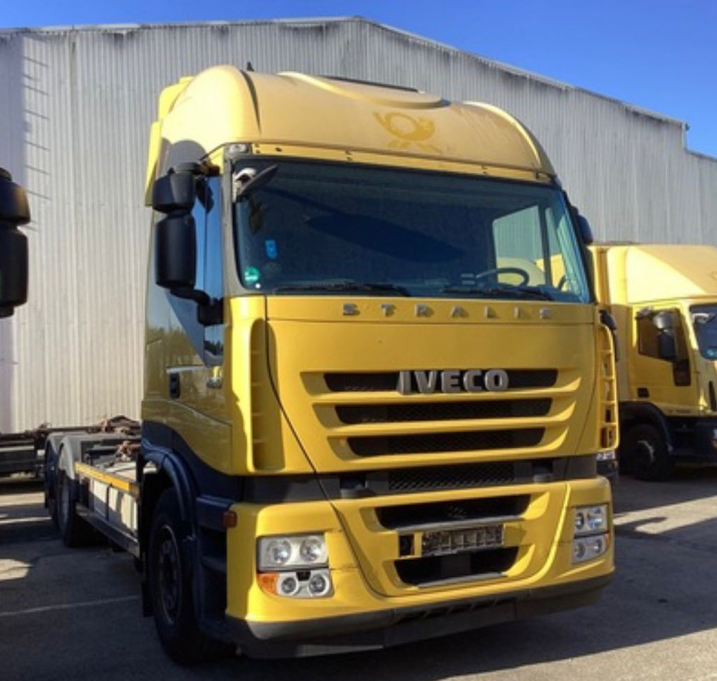 IVECO STRALIS CUBE AD260S42 - Camion porte-conteneur/ Caisse mobile: photos 3 IVECO STRALIS CUBE AD260S42 - Camion porte-conteneur/ Caisse mobile: photos 3