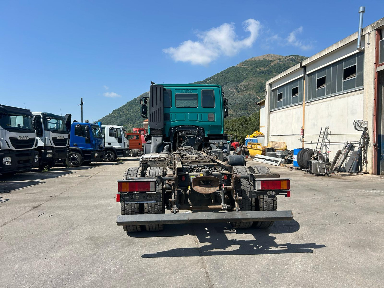 Châssis cabine IVECO TRAKKER 190T41: photos 15