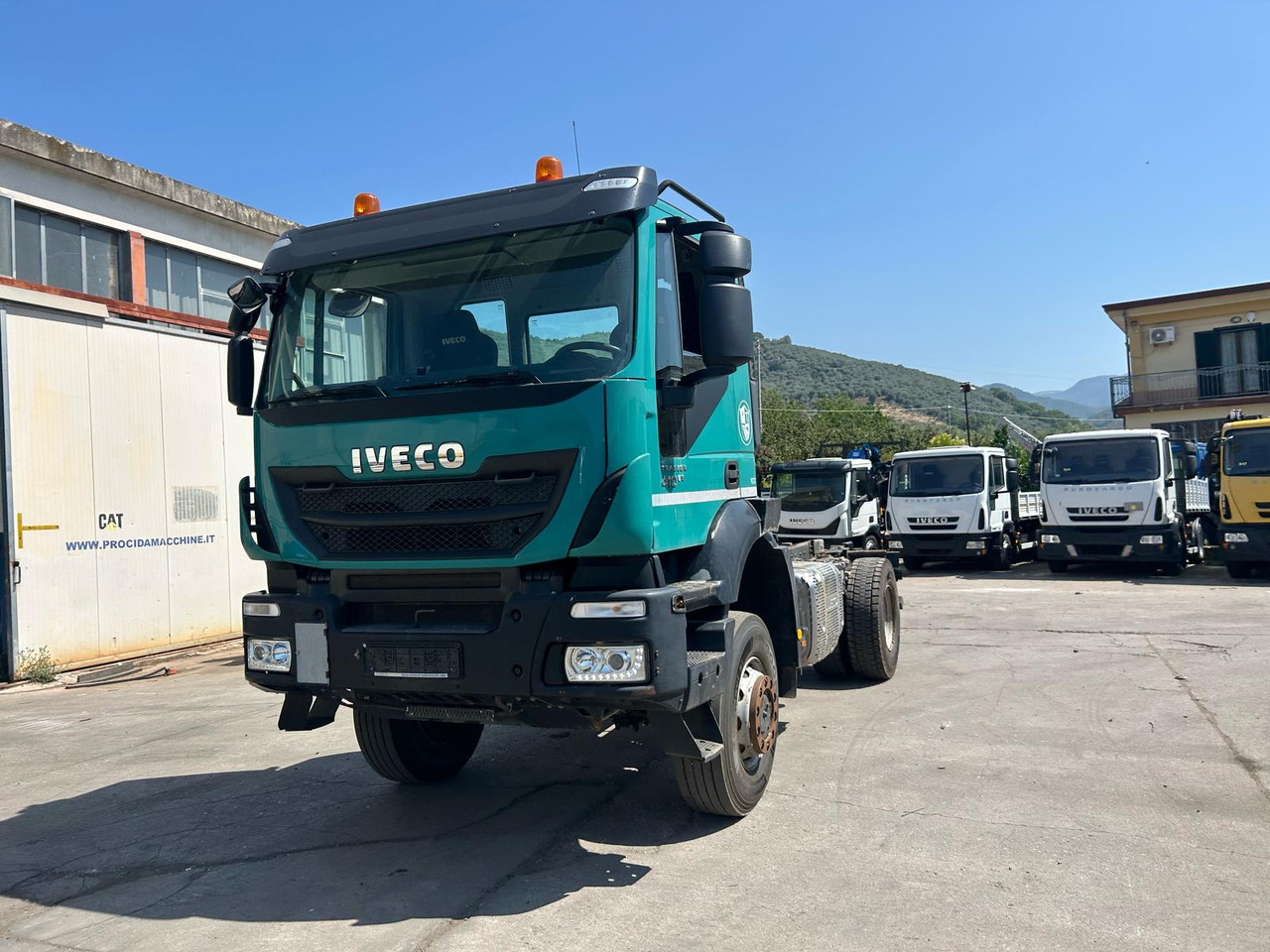 IVECO TRAKKER 190T41 - Châssis cabine: photos 4 IVECO TRAKKER 190T41 - Châssis cabine: photos 4
