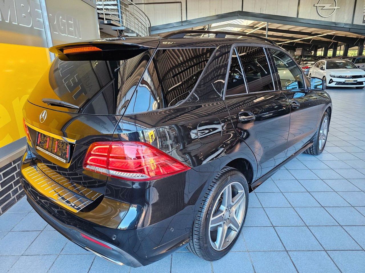 Mercedes-Benz GLE 350 d 4Matic AMG Line - SUV: photos 2 Mercedes-Benz GLE 350 d 4Matic AMG Line - SUV: photos 2