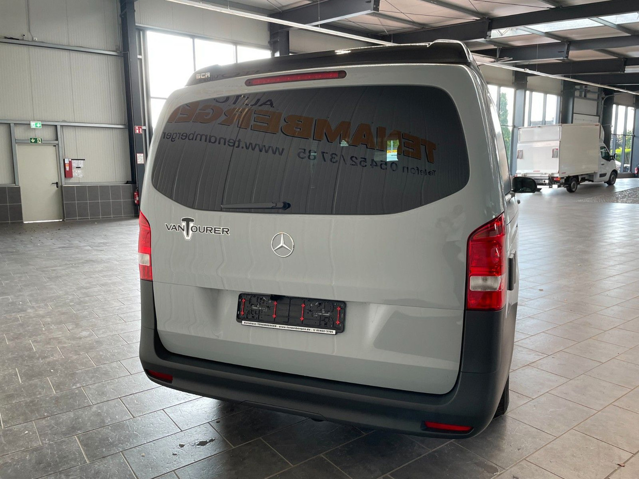Fourgon aménagé Mercedes-Benz Vito VanTourer Urban "Comfort" Camper Küche AHK: photos 6