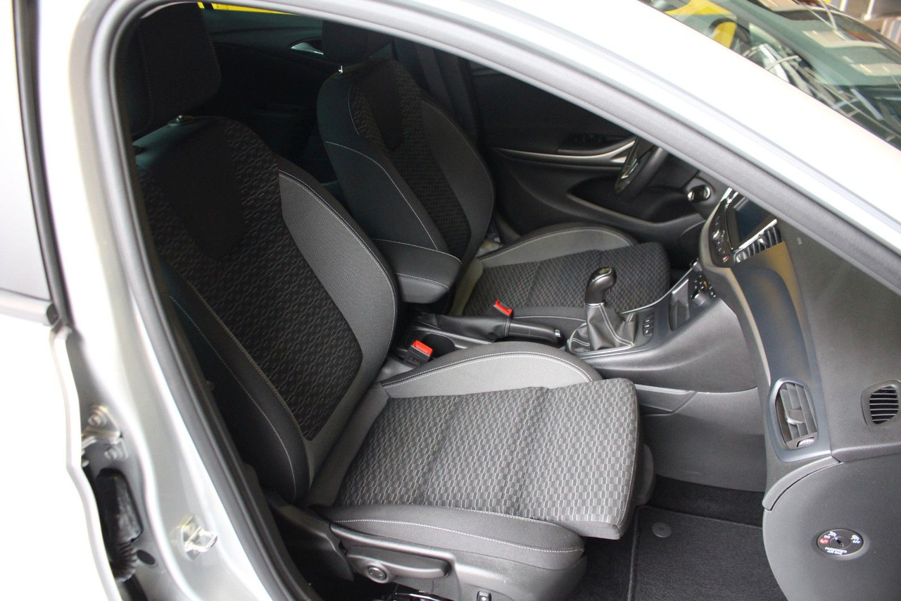 Opel Astra K ST Edition S/S Navi Kamera LED AHK - Voiture break: photos 5 Opel Astra K ST Edition S/S Navi Kamera LED AHK - Voiture break: photos 5