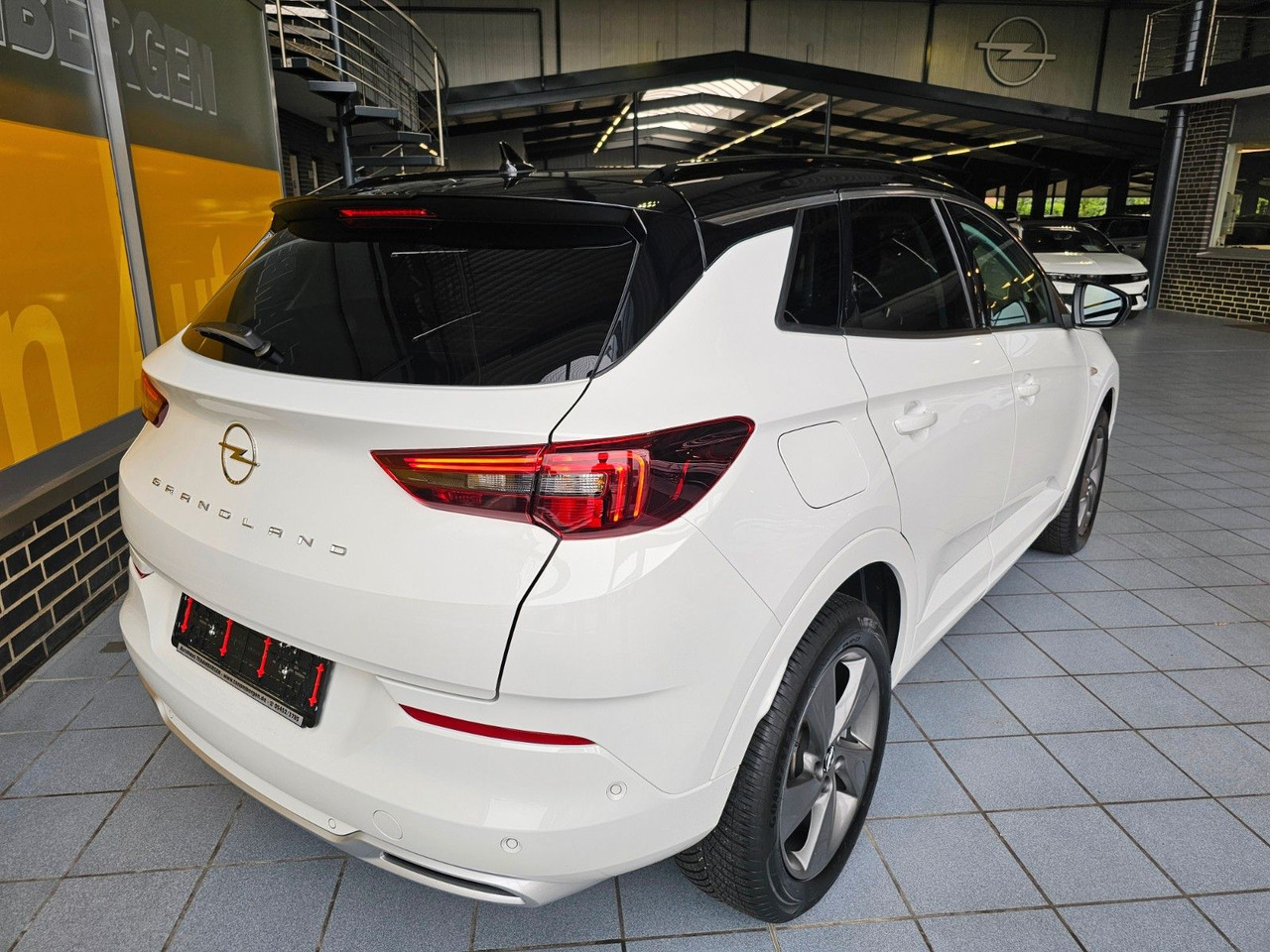 Opel Grandland Elegance AT-8 Navi Kamera LED - SUV: photos 4 Opel Grandland Elegance AT-8 Navi Kamera LED - SUV: photos 4