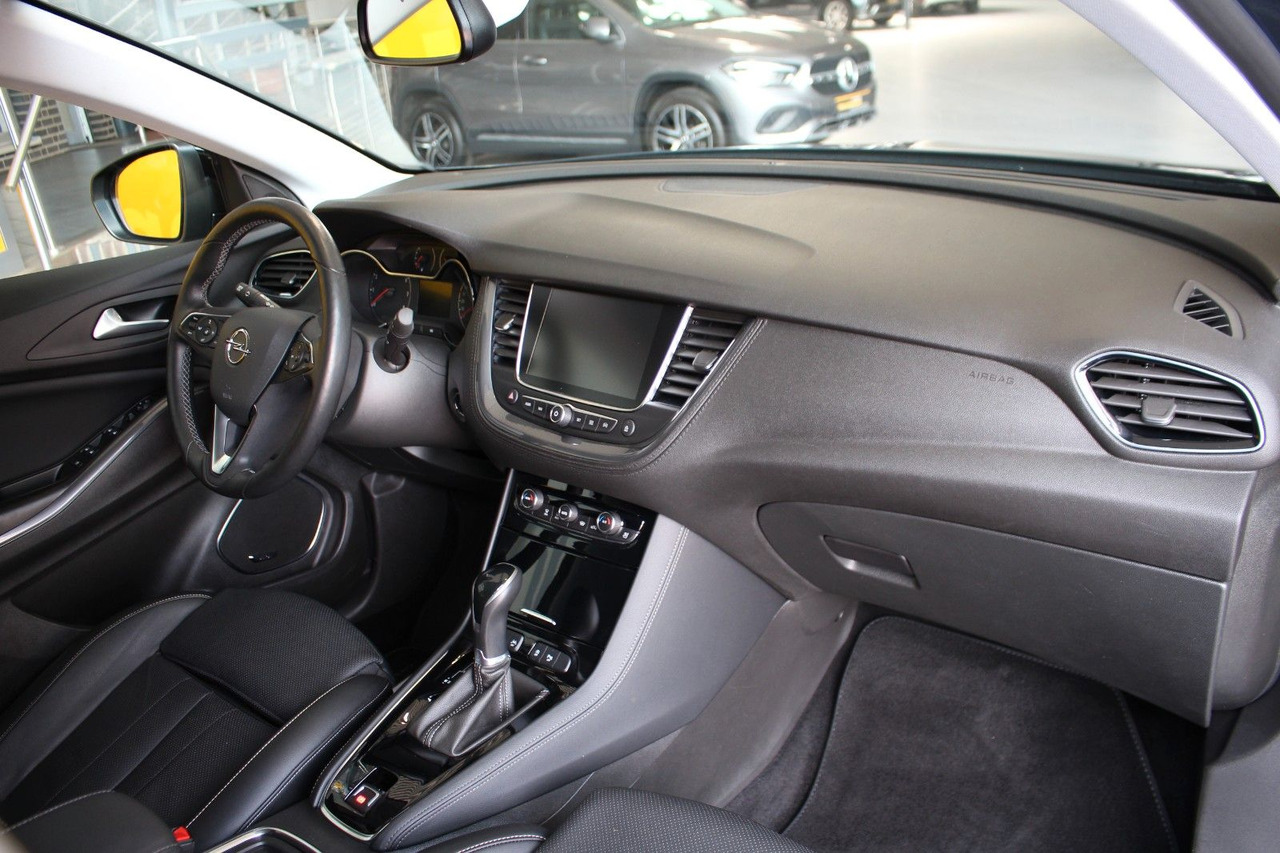 Opel Grandland X Ultimate Leder Navi Sitzlüftung AHK - SUV: photos 5 Opel Grandland X Ultimate Leder Navi Sitzlüftung AHK - SUV: photos 5