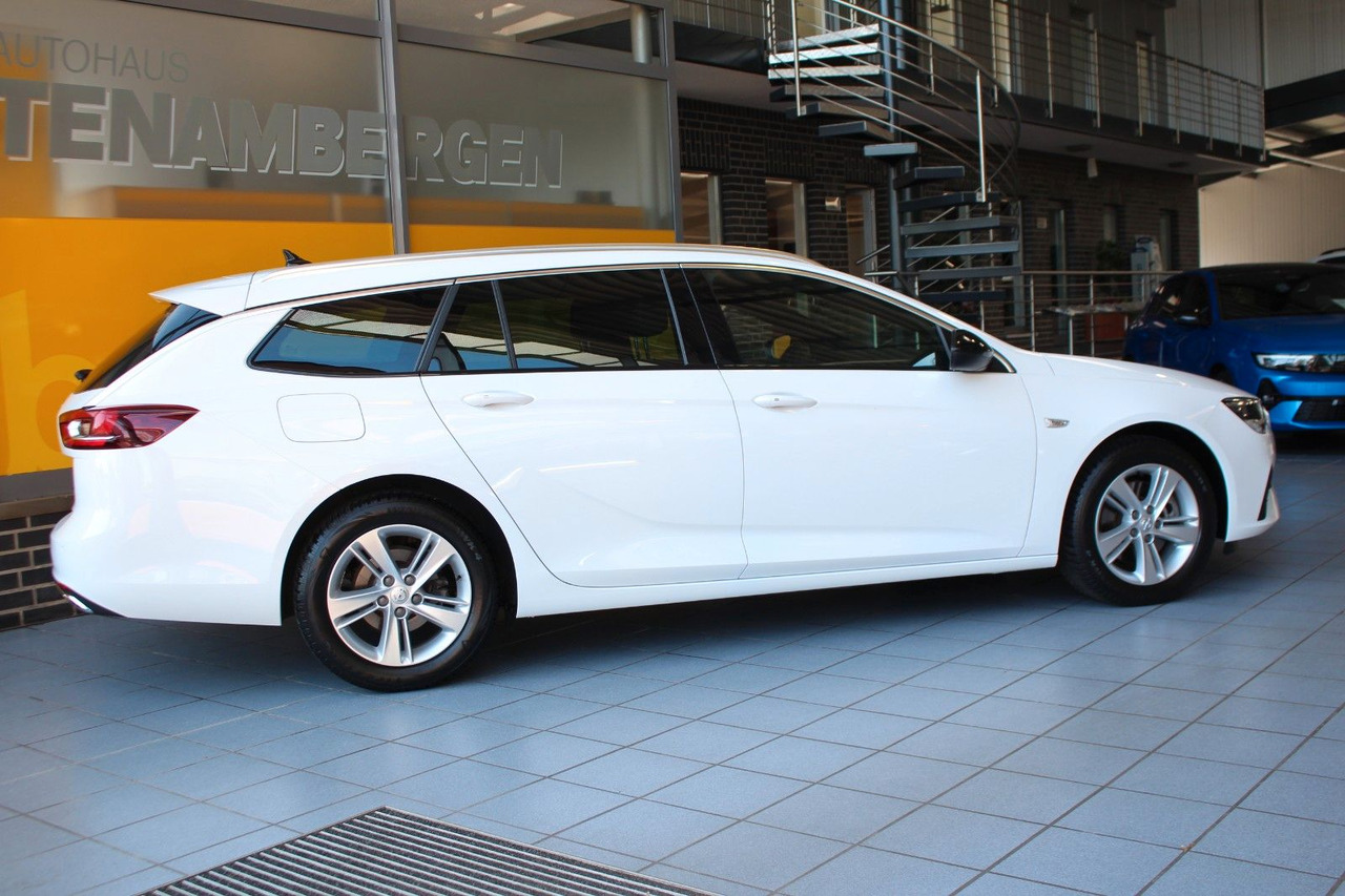 Opel Insignia B ST 2.0 Business Matrix-LED Keyless - Voiture break: photos 3 Opel Insignia B ST 2.0 Business Matrix-LED Keyless - Voiture break: photos 3