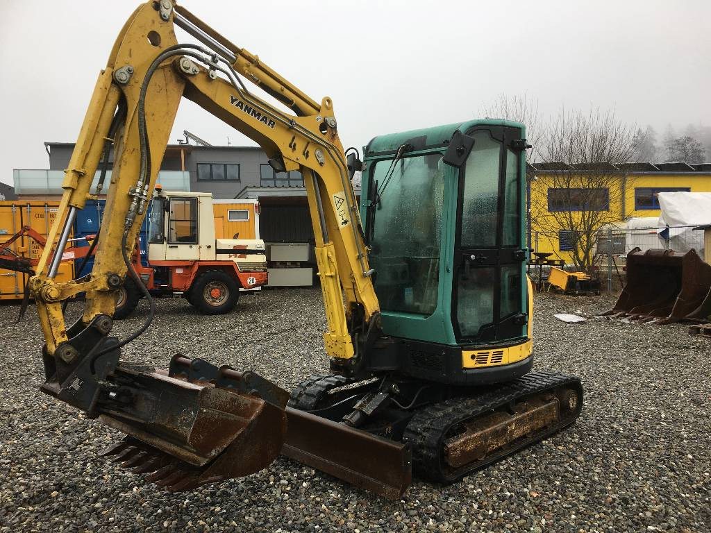 Yanmar Vio 33 U - Mini pelle: photos 2 Yanmar Vio 33 U - Mini pelle: photos 2