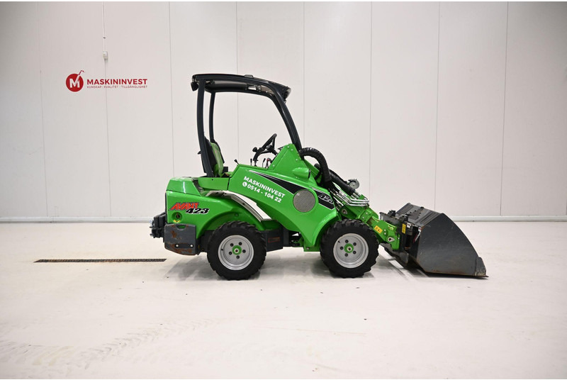 Avant 423 - Chargeuse sur pneus: photos 4 Avant 423 - Chargeuse sur pneus: photos 4