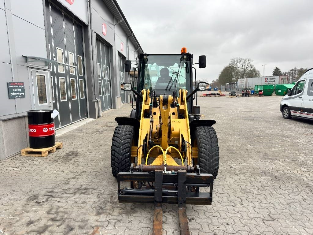 Crédit-bail de CAT 906M 35 km/h  CAT 906M 35 km/h: photos 11
