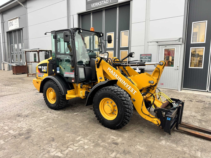 Caterpillar 906M Cat 906M - Chargeuse sur pneus: photos 5 Caterpillar 906M Cat 906M - Chargeuse sur pneus: photos 5