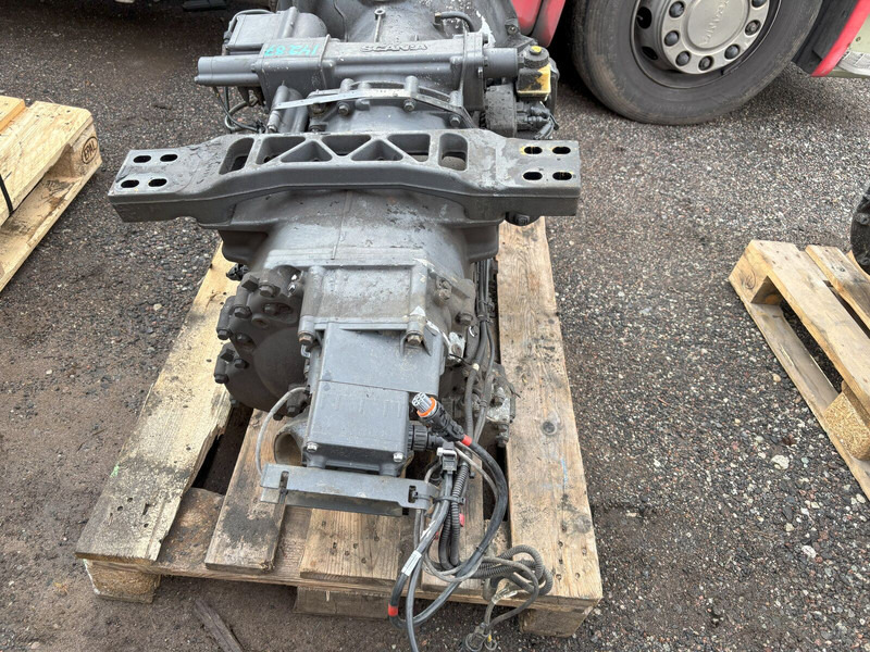 Scania GRS905 OPC5 - Boîte de vitesse: photos 3 Scania GRS905 OPC5 - Boîte de vitesse: photos 3