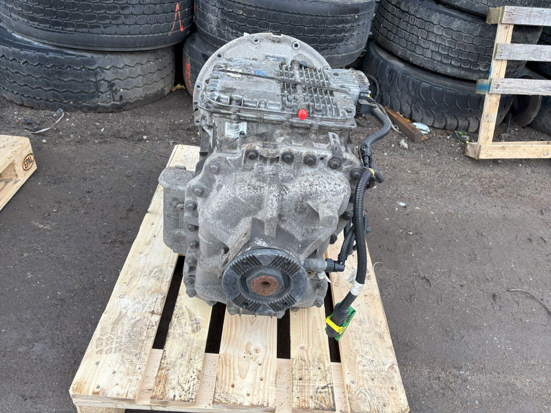 Volvo AT2612E - Boîte de vitesse: photos 4 Volvo AT2612E - Boîte de vitesse: photos 4