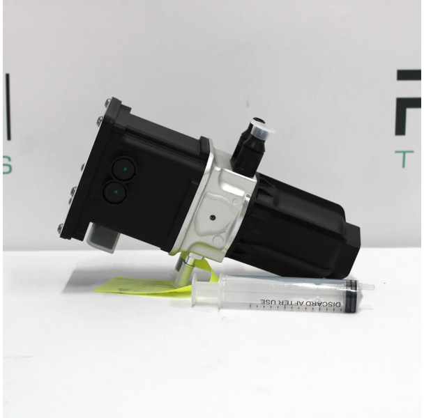 DAF XF106 AdBlue Pomp 2208766 Nieuw - Système de carburant pour Camion: photos 2 DAF XF106 AdBlue Pomp 2208766 Nieuw - Système de carburant pour Camion: photos 2