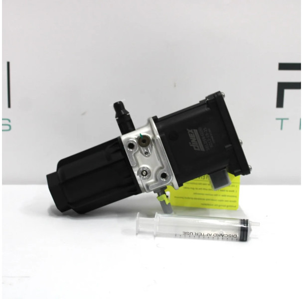 DAF XF106 AdBlue Pomp 2208766 Nieuw - Système de carburant pour Camion: photos 1 DAF XF106 AdBlue Pomp 2208766 Nieuw - Système de carburant pour Camion: photos 1