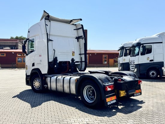 Scania R450 DC 13 164 Euro 6 Highline Retarder - Tracteur routier: photos 4 Scania R450 DC 13 164 Euro 6 Highline Retarder - Tracteur routier: photos 4