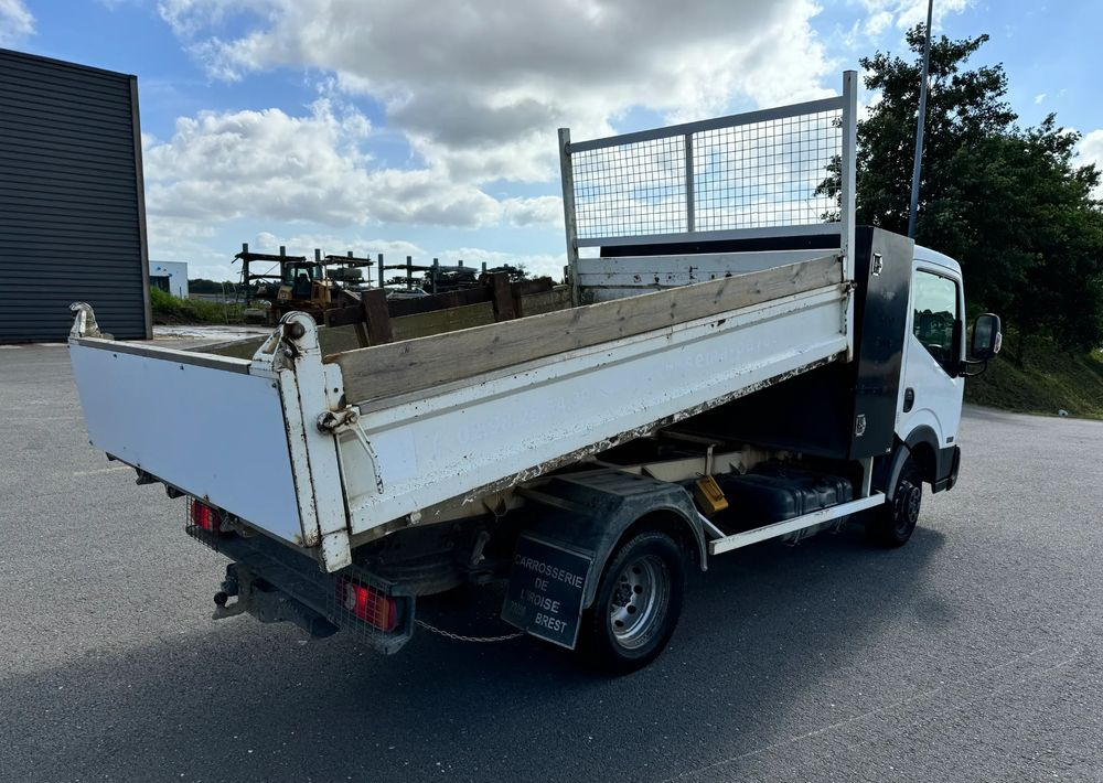 Nissan NT400 - Camion benne: photos 4 Nissan NT400 - Camion benne: photos 4