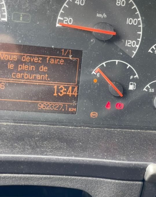 Camion frigorifique Volvo FM 9 260: photos 10