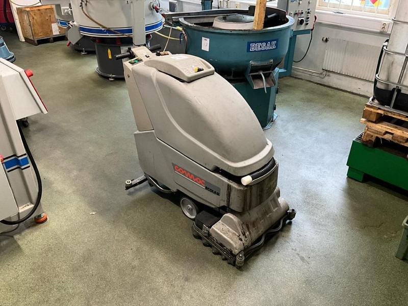 Comac Simpla 50 Bt - Machine à métaux: photos 1 Comac Simpla 50 Bt - Machine à métaux: photos 1