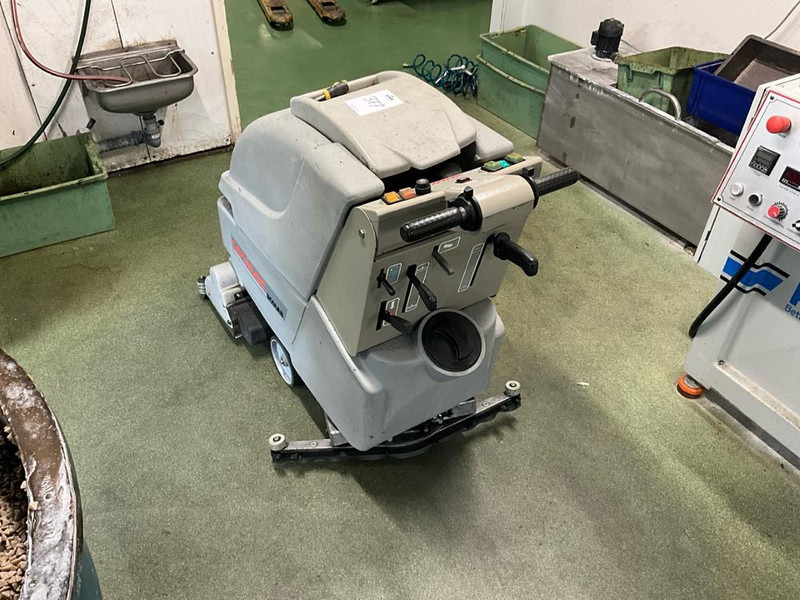 Comac Simpla 50 Bt - Machine à métaux: photos 2 Comac Simpla 50 Bt - Machine à métaux: photos 2