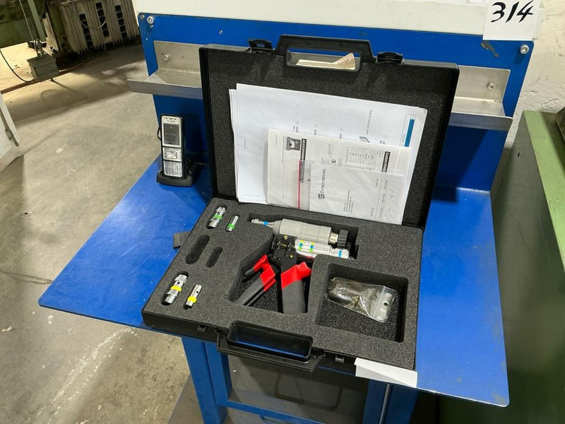 Dobuis PMTXX - Machine à métaux: photos 1 Dobuis PMTXX - Machine à métaux: photos 1