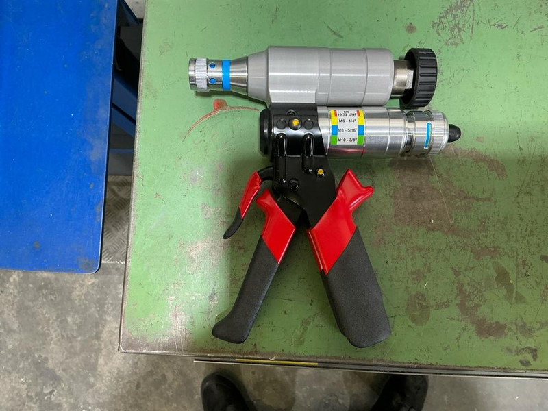 Dobuis PMTXX - Machine à métaux: photos 3 Dobuis PMTXX - Machine à métaux: photos 3