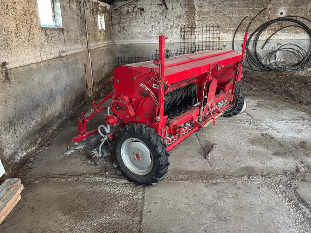 Kongschilde Demeter Classic 3000 - Engins de chantier: photos 5 Kongschilde Demeter Classic 3000 - Engins de chantier: photos 5