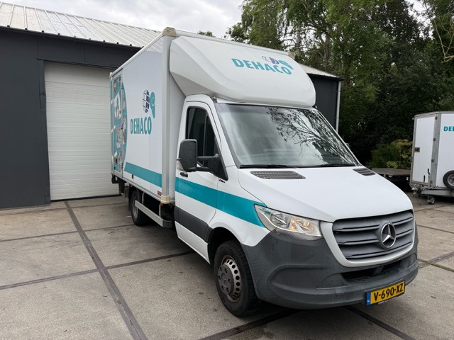 Mercedes-Benz Sprinter 519 FG 4x2 - Fourgon utilitaire: photos 2 Mercedes-Benz Sprinter 519 FG 4x2 - Fourgon utilitaire: photos 2