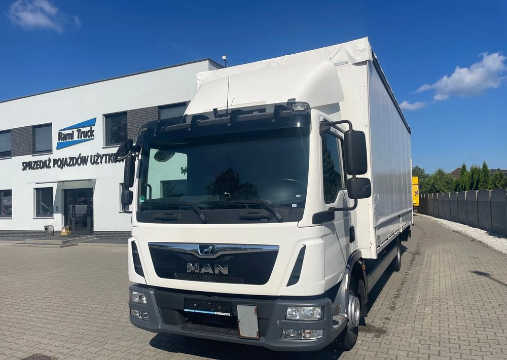 MAN TGL 12.220, Burtofirana! - Camion à rideaux coulissants: photos 1 MAN TGL 12.220, Burtofirana! - Camion à rideaux coulissants: photos 1