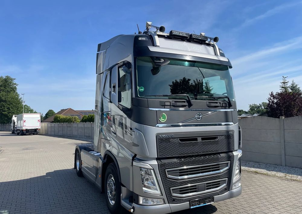 Volvo FH 460 - Tracteur routier: photos 4 Volvo FH 460 - Tracteur routier: photos 4