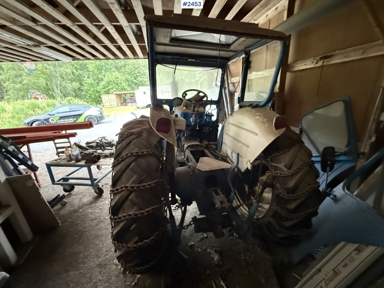 Ford Super Major 5000 with front loader Rep. object - Tracteur agricole: photos 4 Ford Super Major 5000 with front loader Rep. object - Tracteur agricole: photos 4