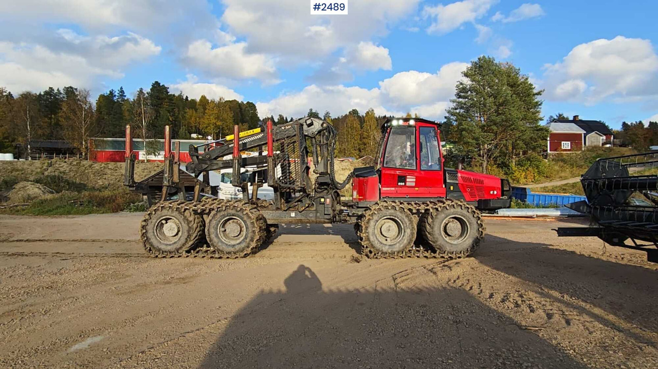 Komatsu 895 Forwarder (VIDEO) - Porteur: photos 4 Komatsu 895 Forwarder (VIDEO) - Porteur: photos 4