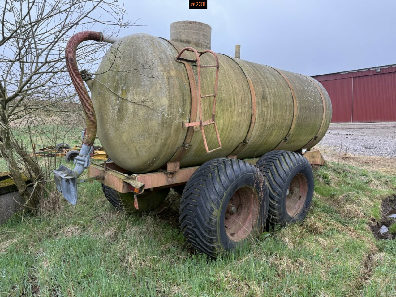 Manure barrel 13 m3 - Tonne à lisier: photos 3 Manure barrel 13 m3 - Tonne à lisier: photos 3