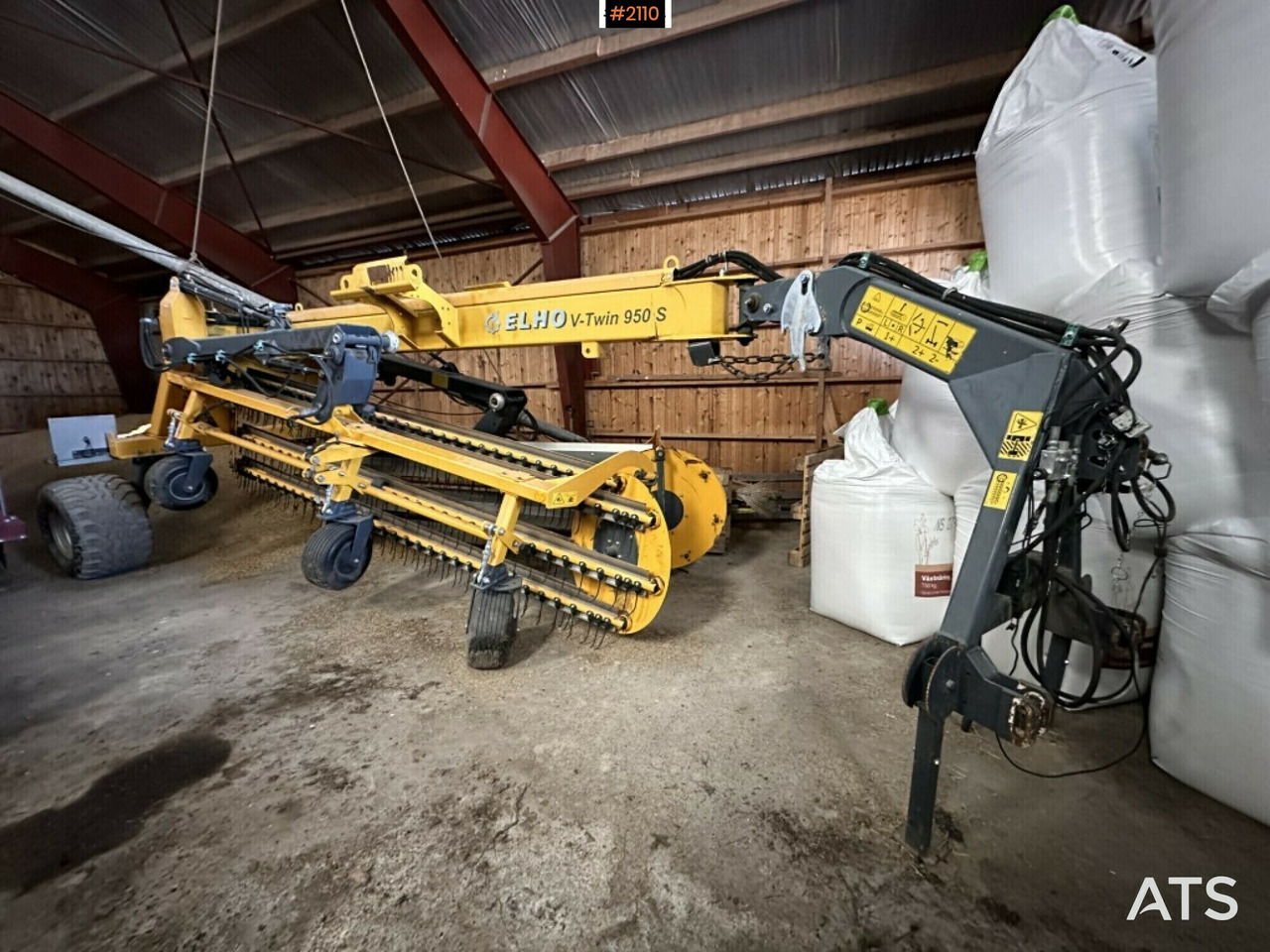 Towed Swathers ELHO V-Twin 950 S - Faneuse: photos 1 Towed Swathers ELHO V-Twin 950 S - Faneuse: photos 1