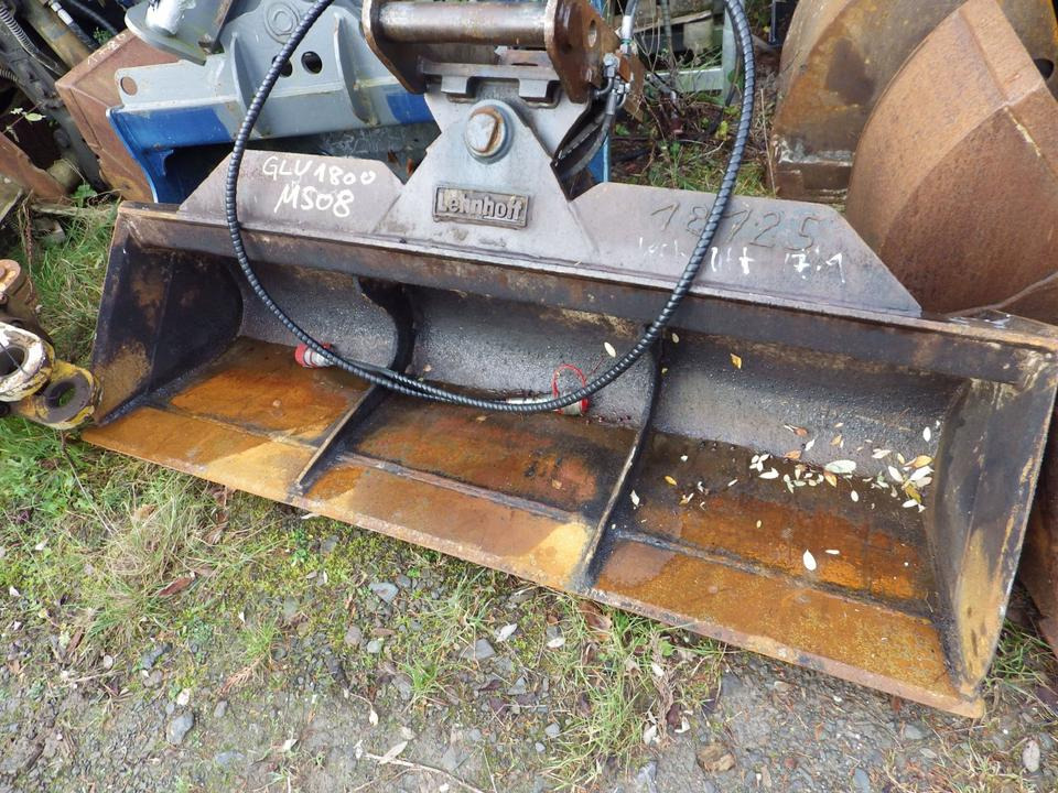 Grabenräumlöffel MS03 starr und schwenkbar+ MS08 hydraulisch - Godet pour pelle: photos 1 Grabenräumlöffel MS03 starr und schwenkbar+ MS08 hydraulisch - Godet pour pelle: photos 1