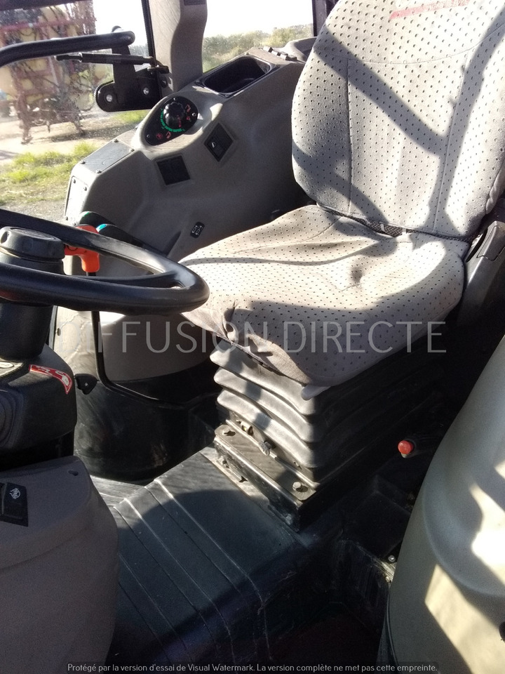 CASE IH TRACTEUR AGRICOLE QUANTUM 100 F - Tracteur agricole: photos 5 CASE IH TRACTEUR AGRICOLE QUANTUM 100 F - Tracteur agricole: photos 5