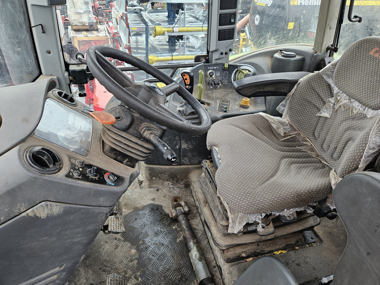 Claas 2007 Area 577 ATZ, Only 2407 Hours - Tracteur agricole: photos 5 Claas 2007 Area 577 ATZ, Only 2407 Hours - Tracteur agricole: photos 5