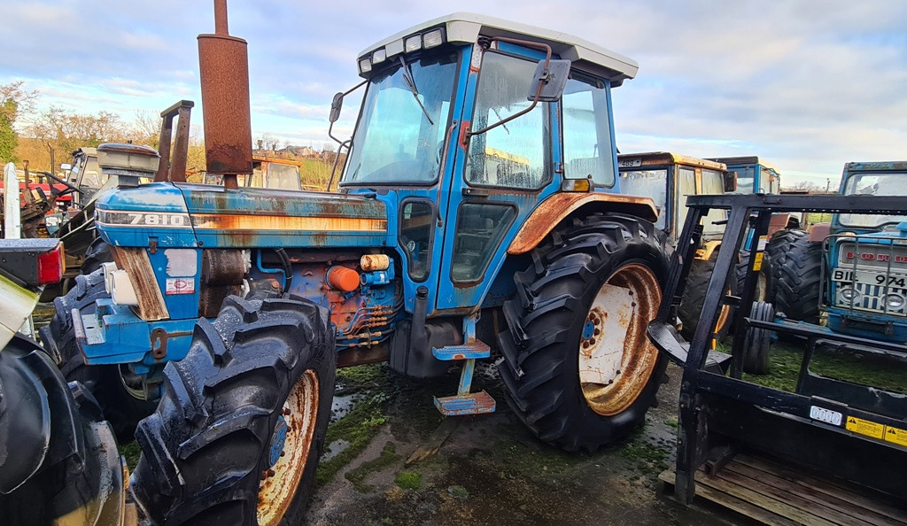 Ford 7810 4×4 Tractor - Tracteur agricole: photos 1 Ford 7810 4×4 Tractor - Tracteur agricole: photos 1