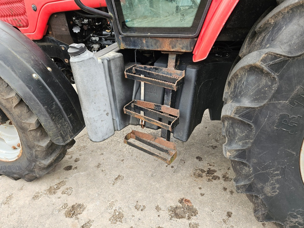 MF 5445 Manual Shuttle - Tracteur agricole: photos 5 MF 5445 Manual Shuttle - Tracteur agricole: photos 5