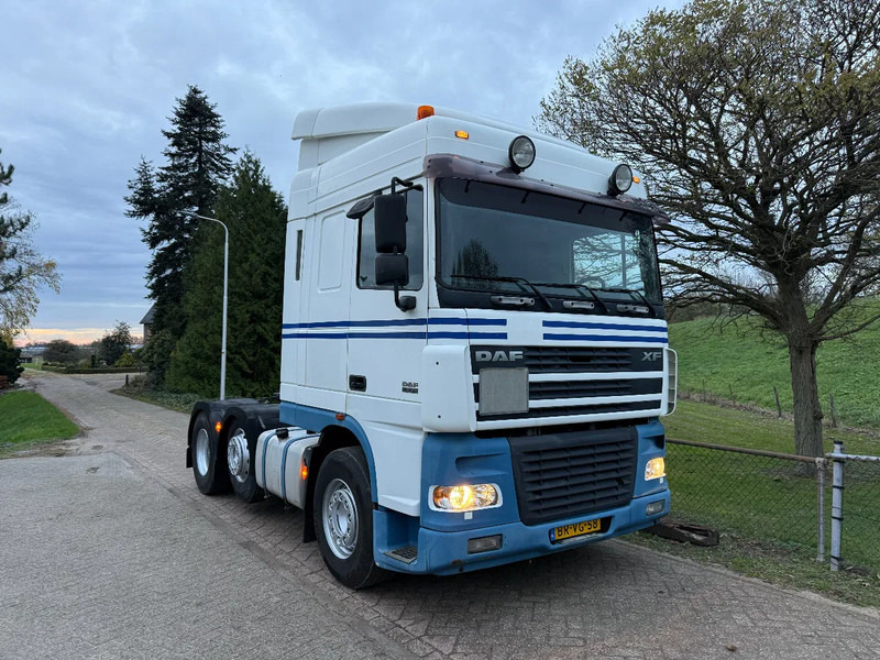 DAF 95.430 6X2-EUR3- LOW KM-NL TRUCK - Tracteur routier: photos 5 DAF 95.430 6X2-EUR3- LOW KM-NL TRUCK - Tracteur routier: photos 5