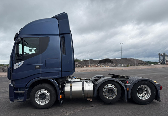 Iveco Stralis 460 LNG / LBG - Tracteur routier: photos 2 Iveco Stralis 460 LNG / LBG - Tracteur routier: photos 2