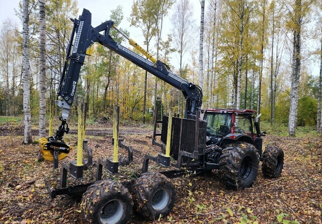 ValtraN123 + Kronos 140 4WDM + Cranab FC8 - Tracteur forestier, Remorque forestière: photos 4 ValtraN123 + Kronos 140 4WDM + Cranab FC8 - Tracteur forestier, Remorque forestière: photos 4