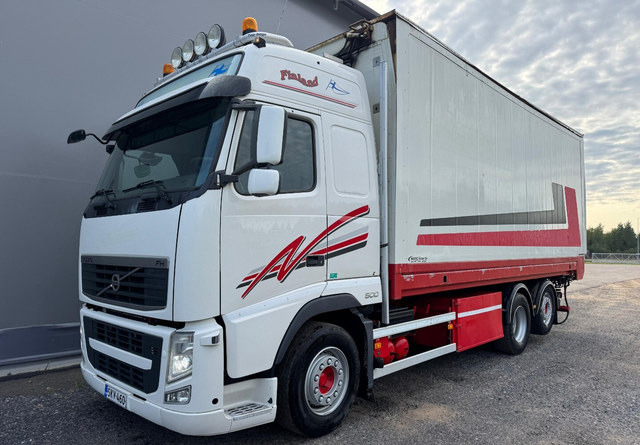 VolvoFH13 500 6x2 Rahtikaappi - Camion fourgon: photos 1 VolvoFH13 500 6x2 Rahtikaappi - Camion fourgon: photos 1