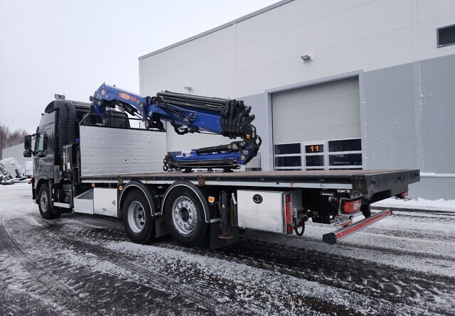 VolvoFM 420 6x2 - Camion plateau, Camion grue: photos 4 VolvoFM 420 6x2 - Camion plateau, Camion grue: photos 4